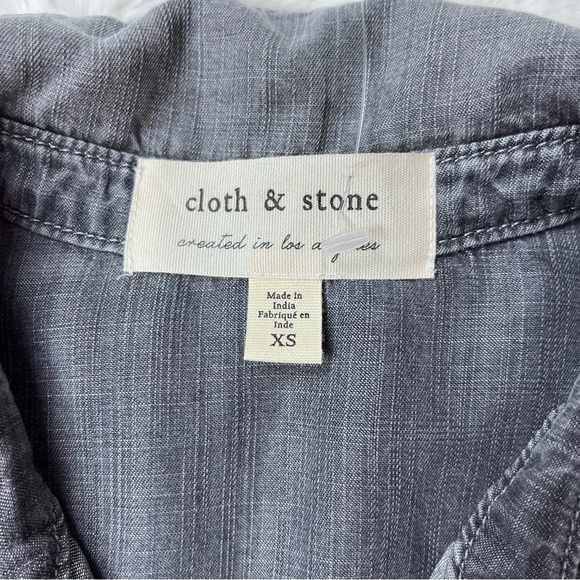Cloth & Stone Tencel Button Down Shirt Raw hem Size X Small - Picture 7 of 9
